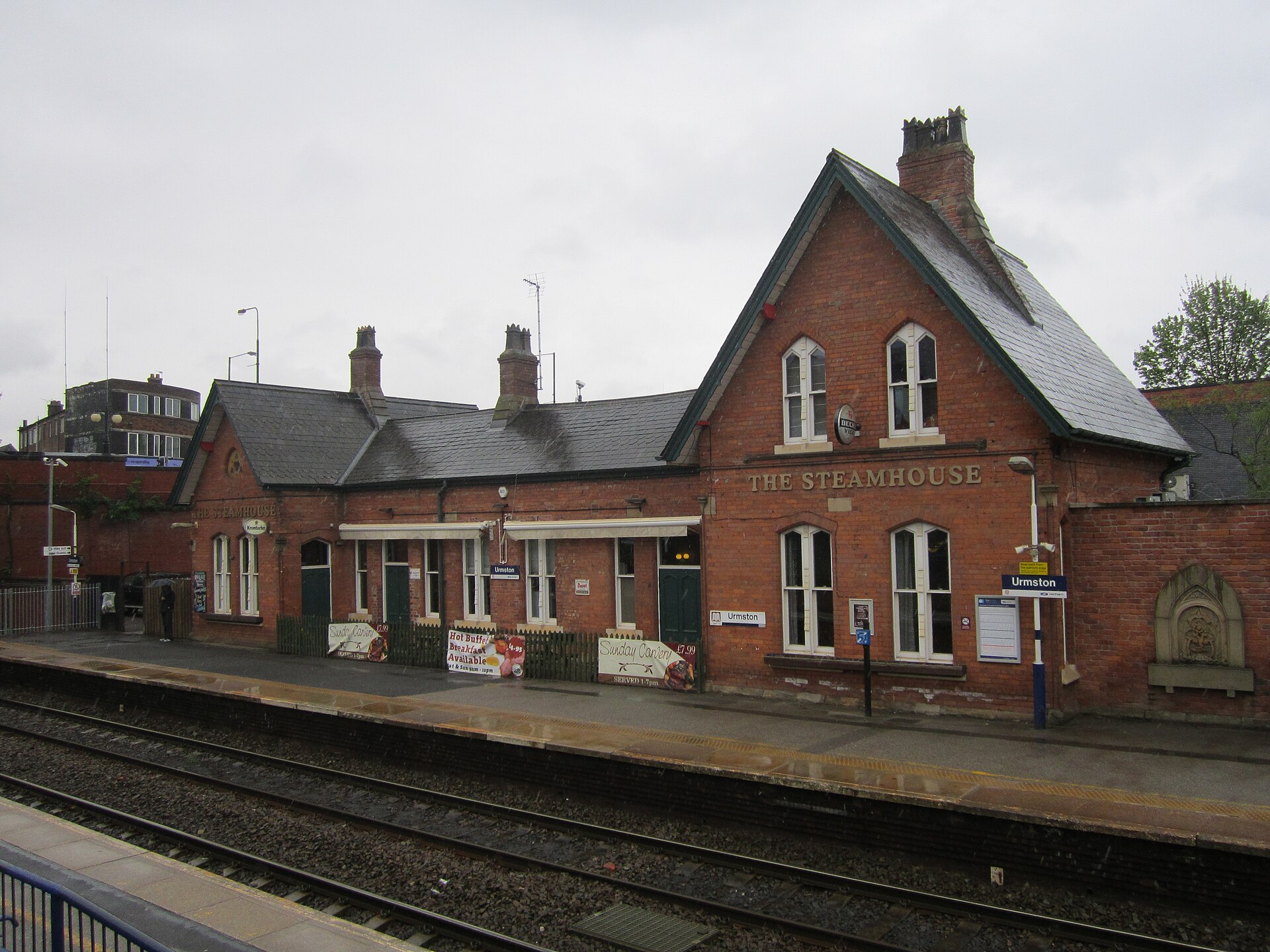 Urmston railway station
